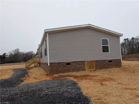 3386 Weeden St, Staley, NC 27355 photo 4