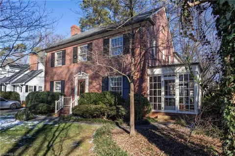 204 Chestnut St, Lexington, NC 27292