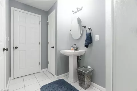 Bath - 121 Willow Bend Dr, King, NC 27021 photo 10 of 10