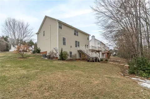 Exterior - 121 Willow Bend Dr, King, NC 27021 photo 3 of 6