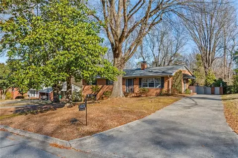 Exterior - 1024 Cantering Rd, High Point, NC 27262 photo 2 of 14