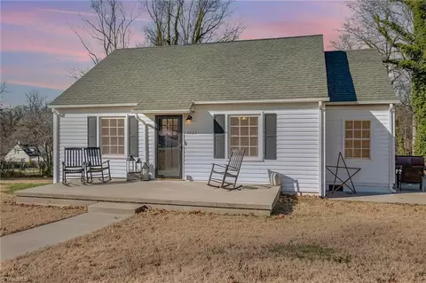 1222 Maiden Ln, Reidsville, NC 27320