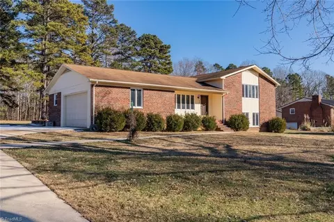 615 Waitman Rd, Lexington, NC 27295