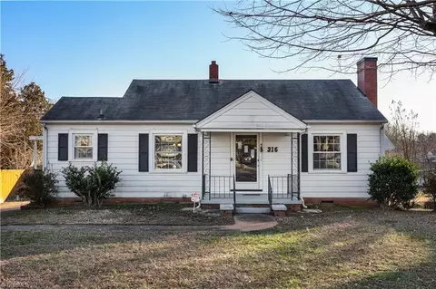 316 Sunrise Ave, Asheboro, NC 27203