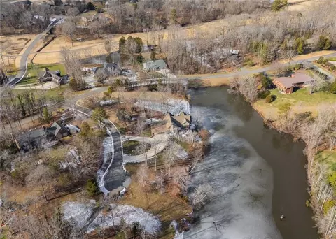 View/Area - 403 Cascade Ct, High Point, NC 27265 photo 5 of 7