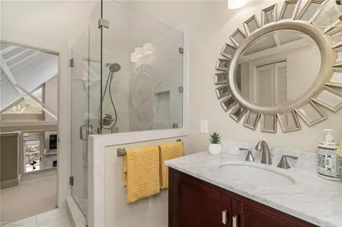Bath - 403 Cascade Ct, High Point, NC 27265 photo 3 of 3