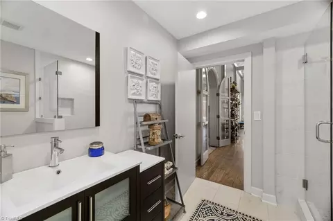 Bath - 403 Cascade Ct, High Point, NC 27265 photo 2 of 3