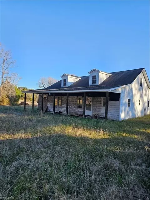 243 Hannah Ferry Rd, Linwood, NC 27299
