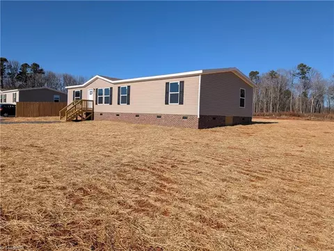 3396 Weeden St, Staley, NC 27355 photo 2