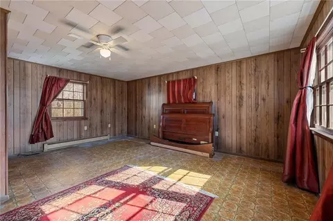 Bedroom - 1528 K-fork Rd, Madison, NC 27025 photo 2 of 5