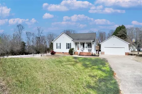 401 Ward Curry Rd, Lexington, NC 27292