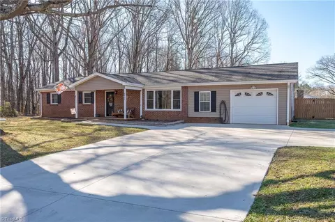 4950 Belgrove Rd, Tobaccoville, NC 27050