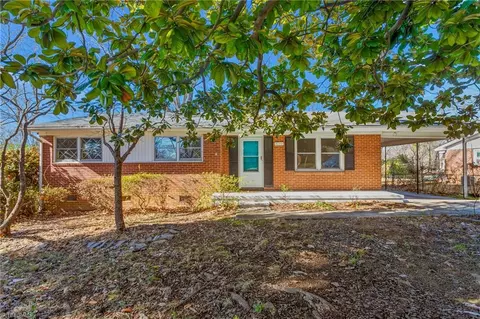 3203 Conrad St, Greensboro, NC 27405