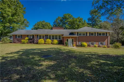 3272 W Center Street Ext, Lexington, NC 27295