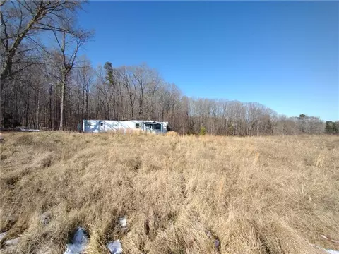 1009 Files Rd, Blanch, NC 27212 photo 4