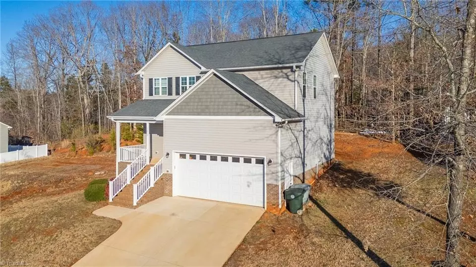  1670 Johnnys Way Rd, Asheboro, NC 27203 photo 2