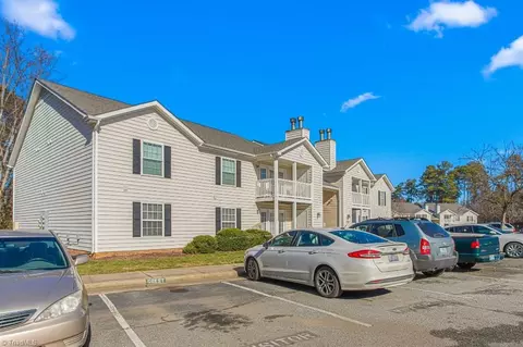 7125 Friendly Ave W #A, Greensboro, NC 27410
