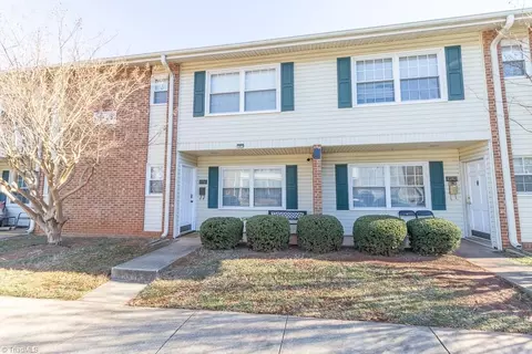 4761 Champion Ct, Greensboro, NC 27410