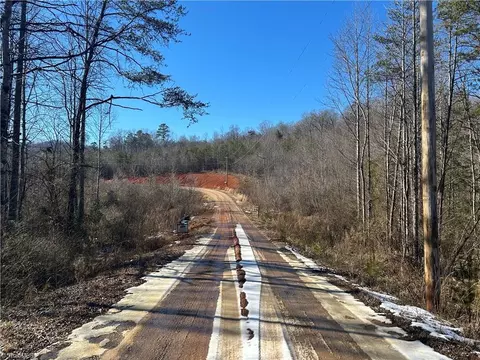 0 Old Vashti Rd, Taylorsville, NC 28681