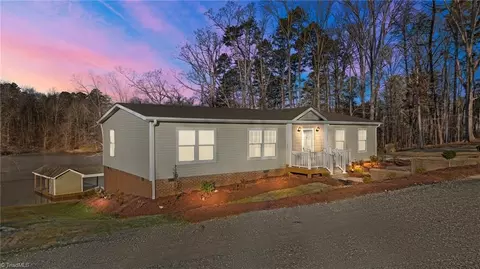 261 Willifords Point Dr, Roxboro, NC 27574 photo 2