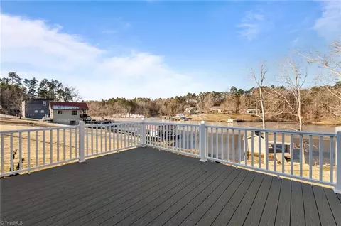 261 Willifords Point Dr, Roxboro, NC 27574 photo 22