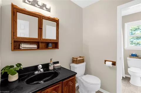 Bath - 101 Kingstree Rd, King, NC 27021 photo 2 of 2