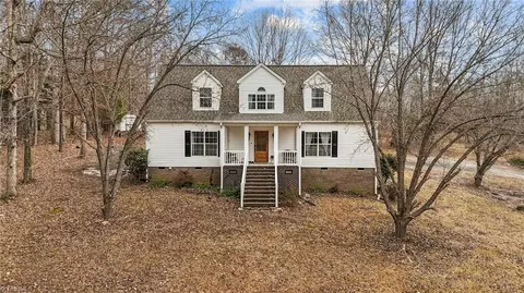 325 Elam Ave, Ramseur, NC 27316