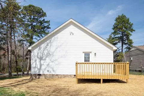 Exterior - 135 Plummer Dr, Archdale, NC 27263 photo 3 of 4