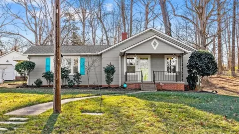 818 Rockaway Ln, Winston Salem, NC 27106