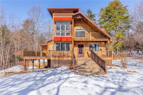 2199 Ymca Camp Rd, King, NC 27021
