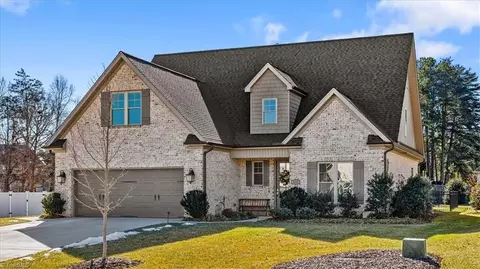 3908 Wynne Brook Ct, High Point, NC 27265