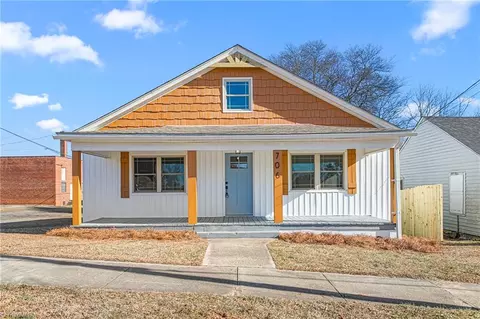 706 Hamilton St S, Eden, NC 27288