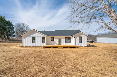 6453 Post Rd, Thomasville, NC 27360 photo 25