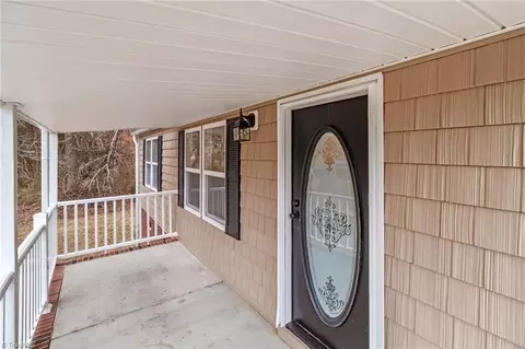 1041 22nd St E, Kannapolis, NC 28083 photo 4