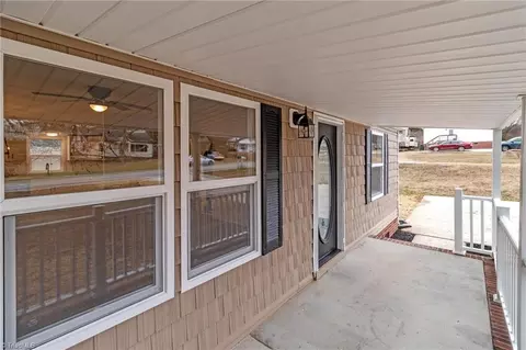 1041 22nd St E, Kannapolis, NC 28083 photo 5