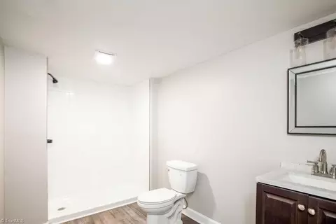 Bath - 3742 Meadowbrook Dr, Trinity, NC 27370 photo 4 of 4