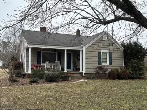 195 Rowe Rd, Lexington, NC 27295