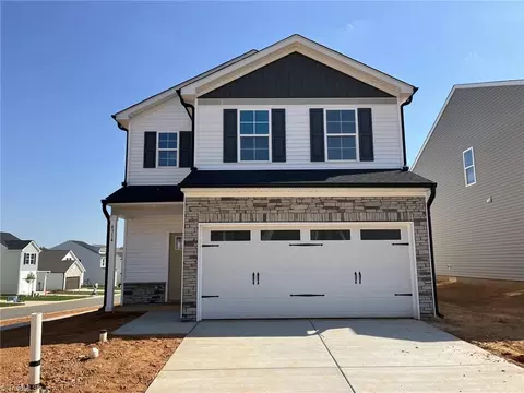 4314 Honeysuckle Vine Dr, Winston Salem, NC 27106