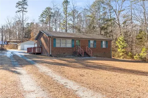 6502 Woodlane Ct, Julian, NC 27283