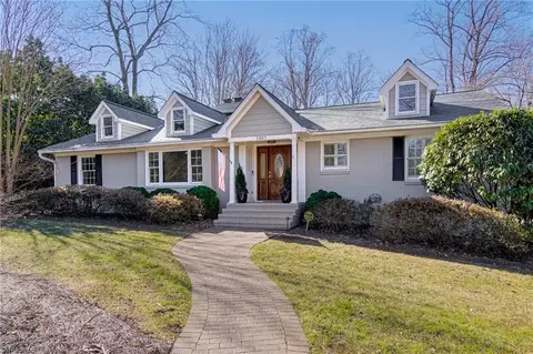 1207 Colonial Ave, Greensboro, NC 27408