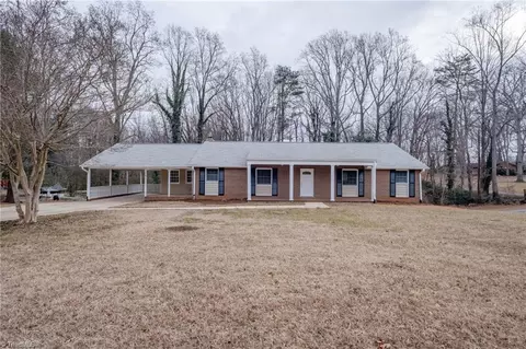 797 Ashley Dr, Rural Hall, NC 27045