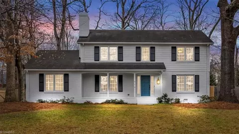 919 Fairgreen Rd, Greensboro, NC 27410