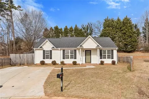 1975 Tea Berry Ct, Winston Salem, NC 27127