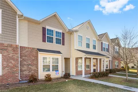 423 Sandybrooke Dr, High Point, NC 27265 photo 20