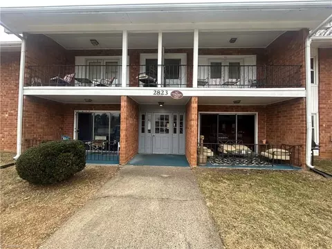 2823 Ohenry Blvd N #C, Greensboro, NC 27405