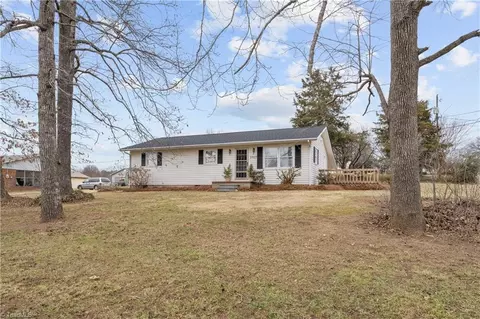 3917 Rollingwood Ct, Trinity, NC 27370 photo 31