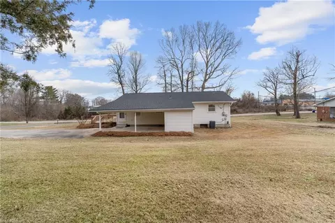 3917 Rollingwood Ct, Trinity, NC 27370 photo 20