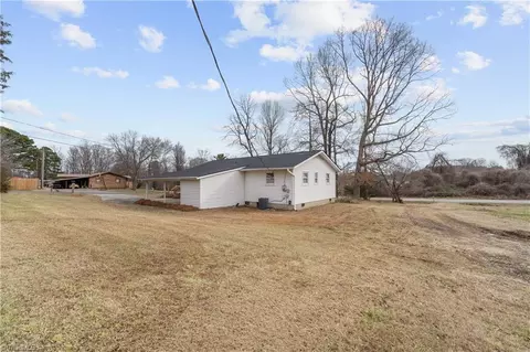 3917 Rollingwood Ct, Trinity, NC 27370 photo 17