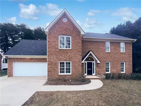 3800 Braddock Rd, High Point, NC 27265