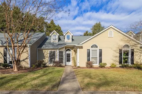 24 Brookway Dr, Greensboro, NC 27410
